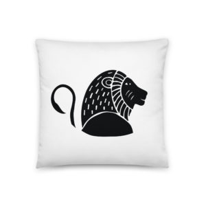 Coussin 3 tailles au choix de la marque My name is avec une face animal totem lion et une face avec le nom "Protagoniste", couleur noir & blanc